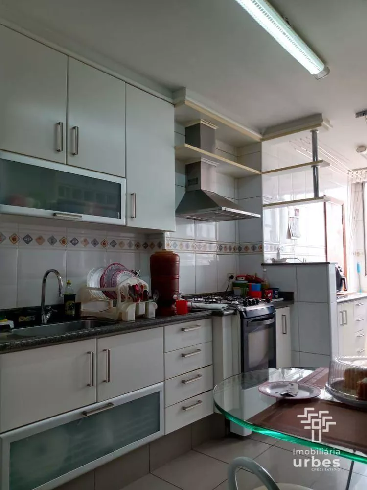 Apartamento à venda com 3 quartos, 112m² - Foto 4