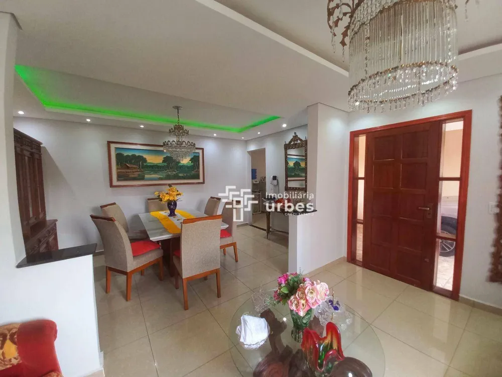 Casa, 3 quartos, 124 m² - Foto 3