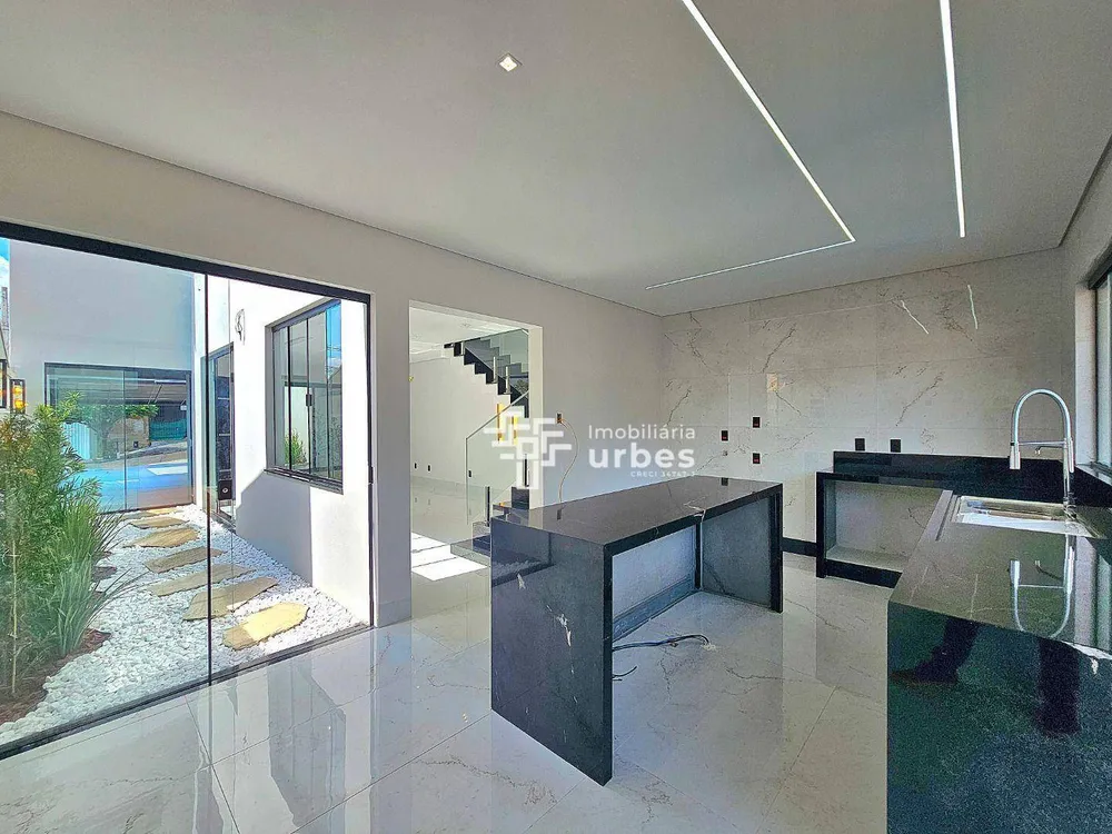 Casa, 3 quartos, 207 m² - Foto 5
