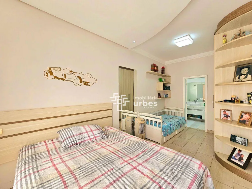 Casa, 4 quartos, 360 m² - Foto 13