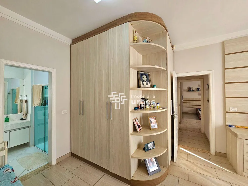 Casa, 4 quartos, 360 m² - Foto 14