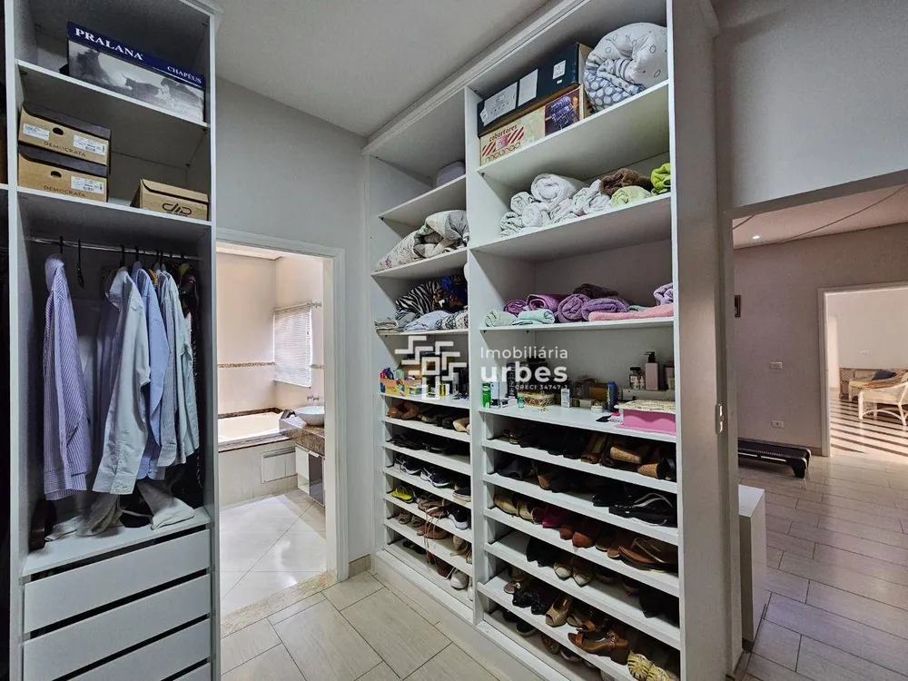 Casa, 4 quartos, 360 m² - Foto 10