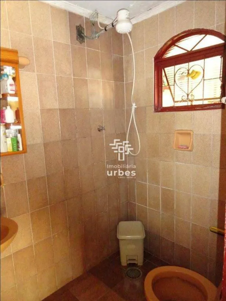 Casa, 2 quartos, 202 m² - Foto 1