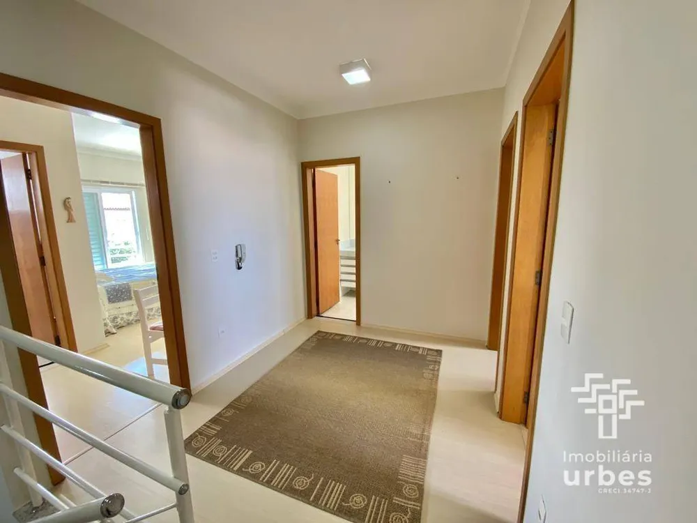 Casa, 3 quartos, 218 m² - Foto 3