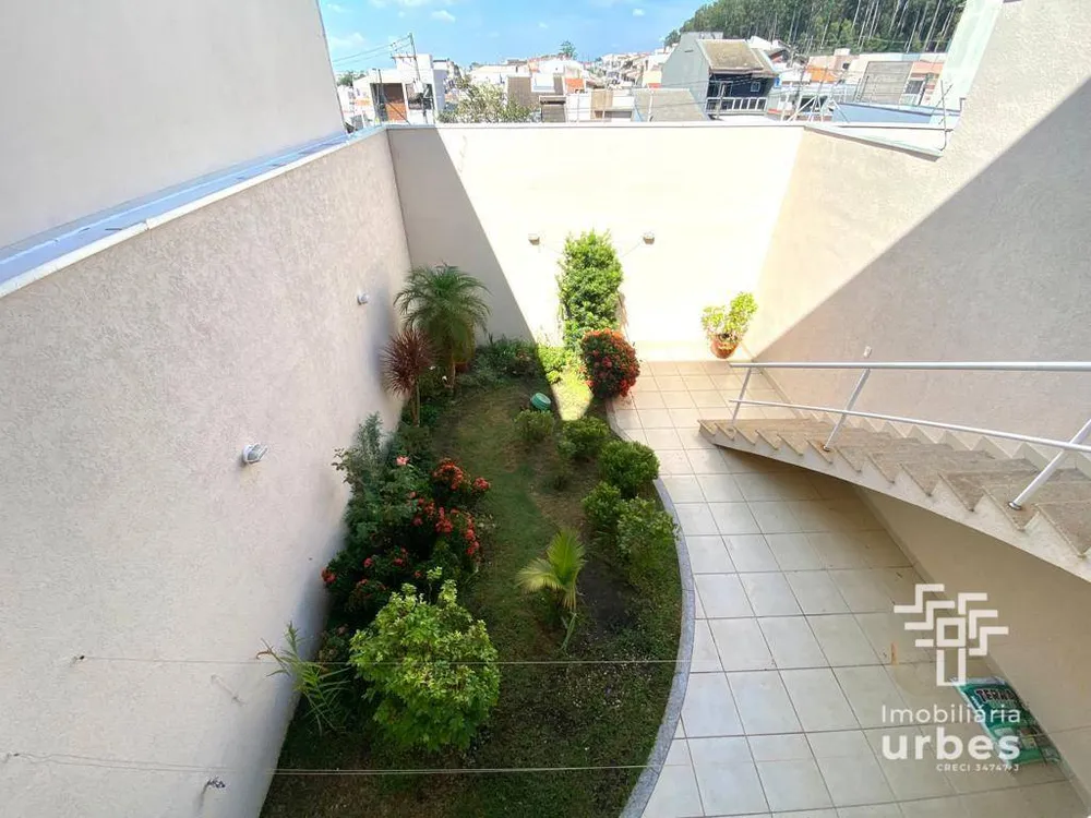 Casa, 3 quartos, 218 m² - Foto 11