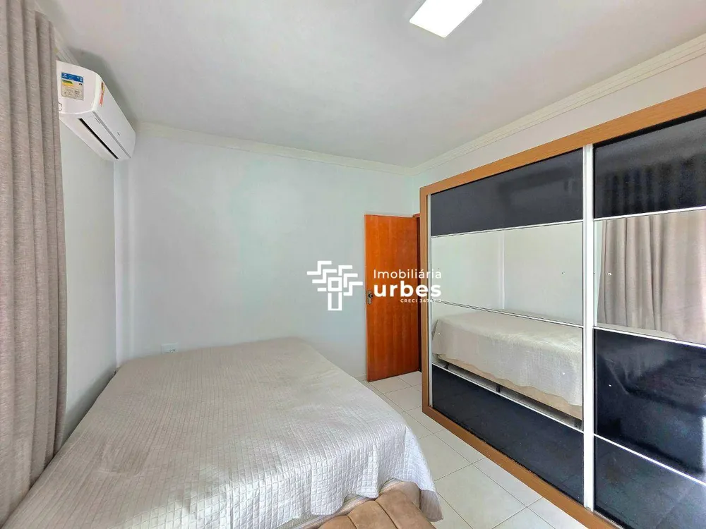 Casa, 4 quartos, 215 m² - Foto 9