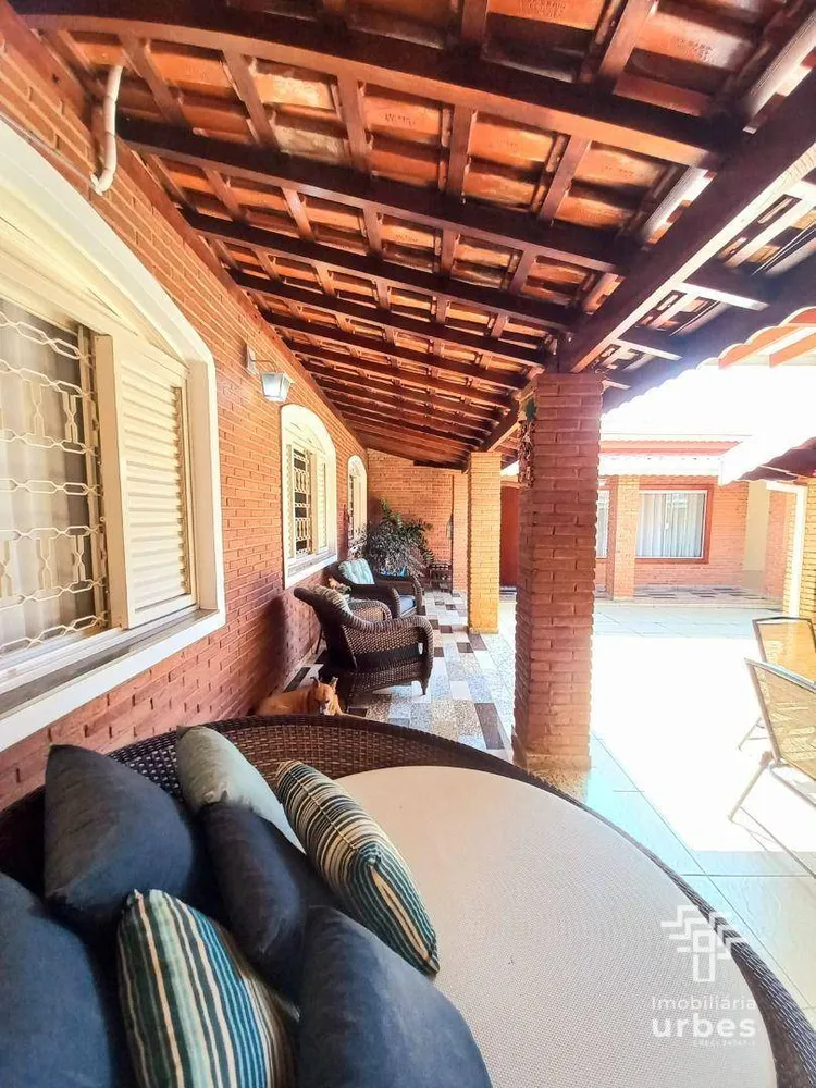 Casa, 3 quartos, 252 m² - Foto 20