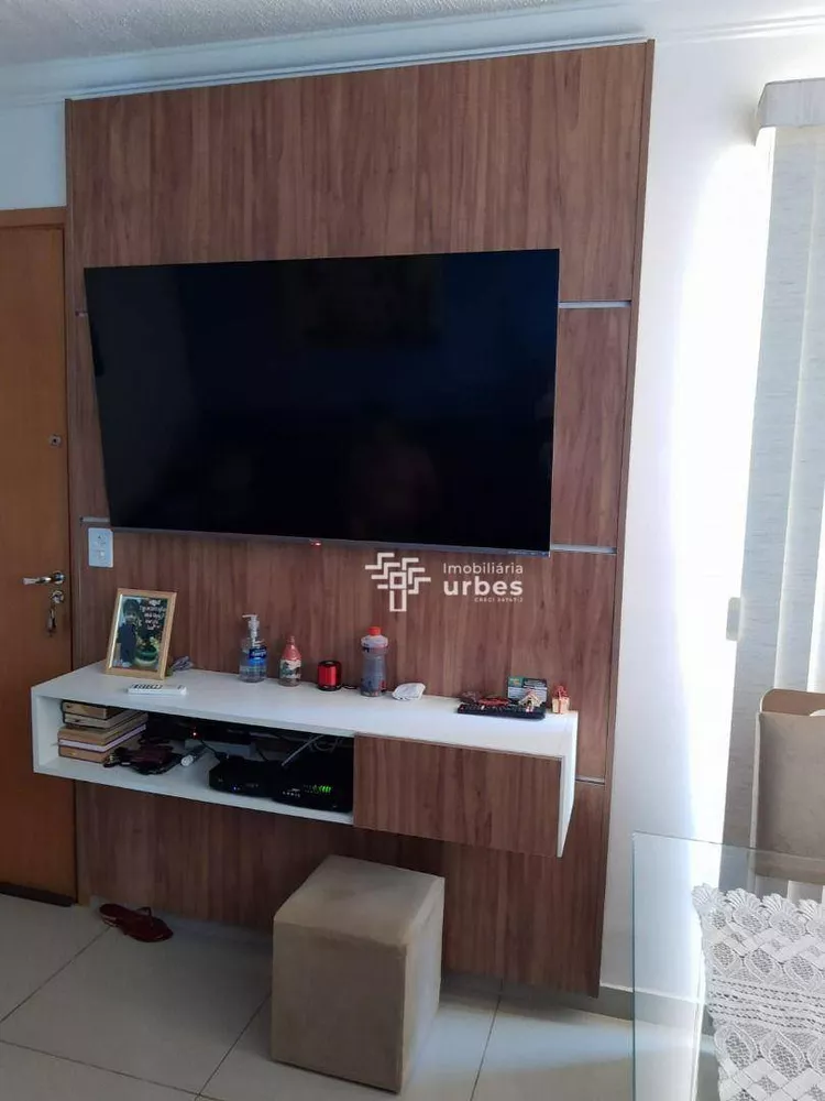 Apartamento à venda com 2 quartos, 45m² - Foto 3