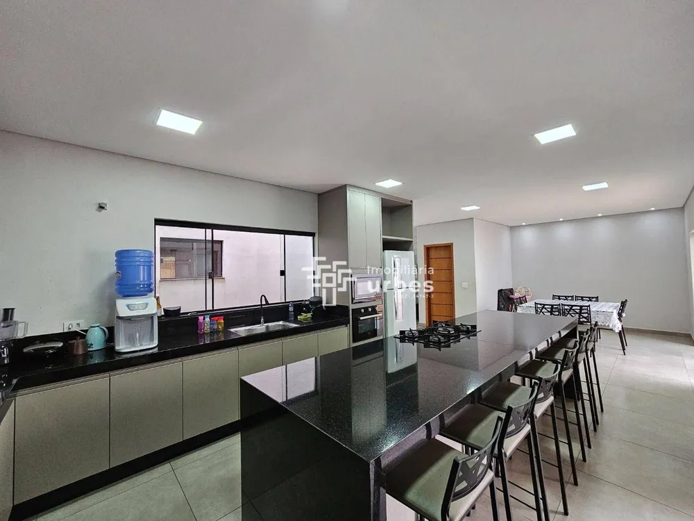 Casa, 6 quartos, 488 m² - Foto 3