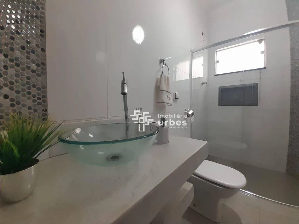 Casa, 3 quartos, 192 m² - Foto 3