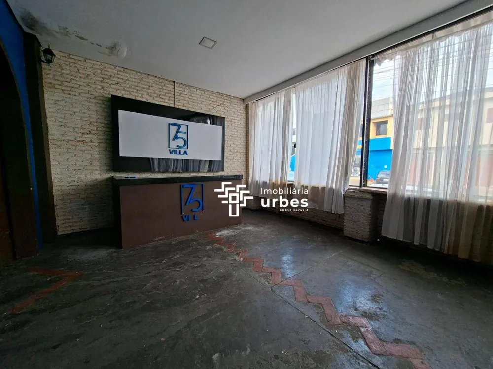 Loja-Salão, 650 m² - Foto 1