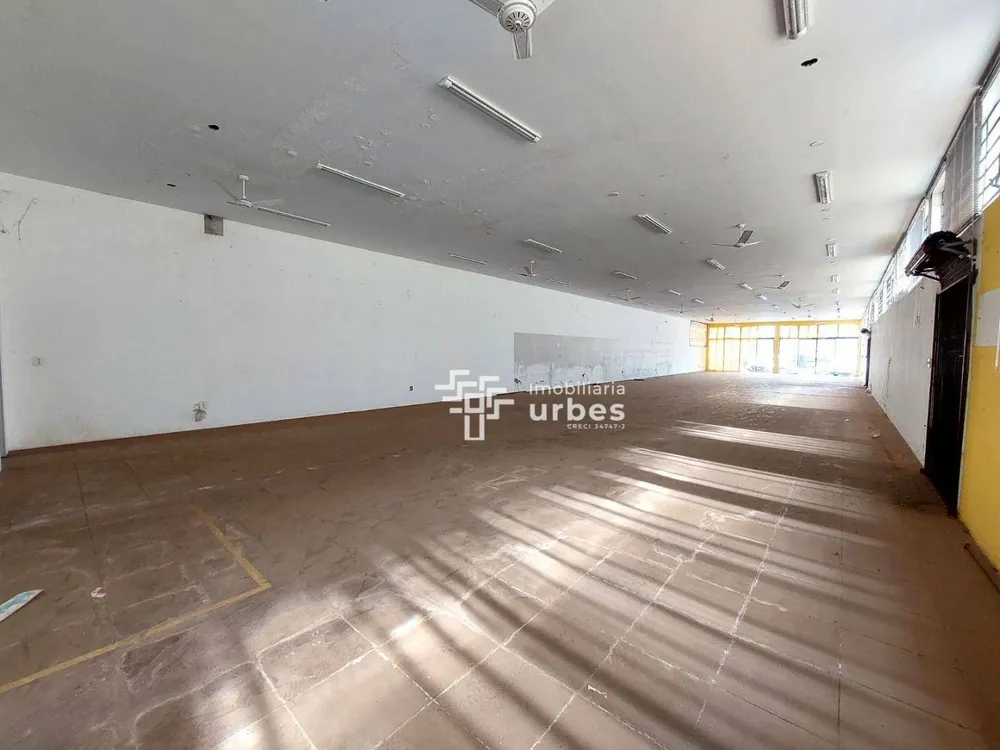 Loja-Salão, 745 m² - Foto 3
