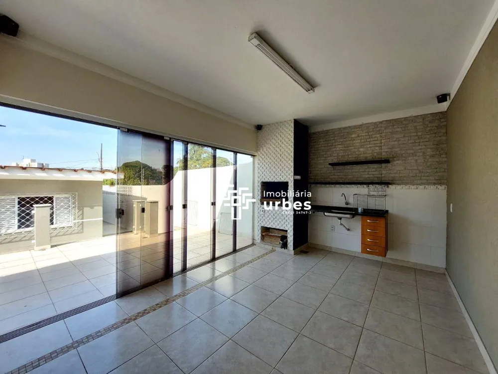 Casa, 3 quartos, 197 m² - Foto 14