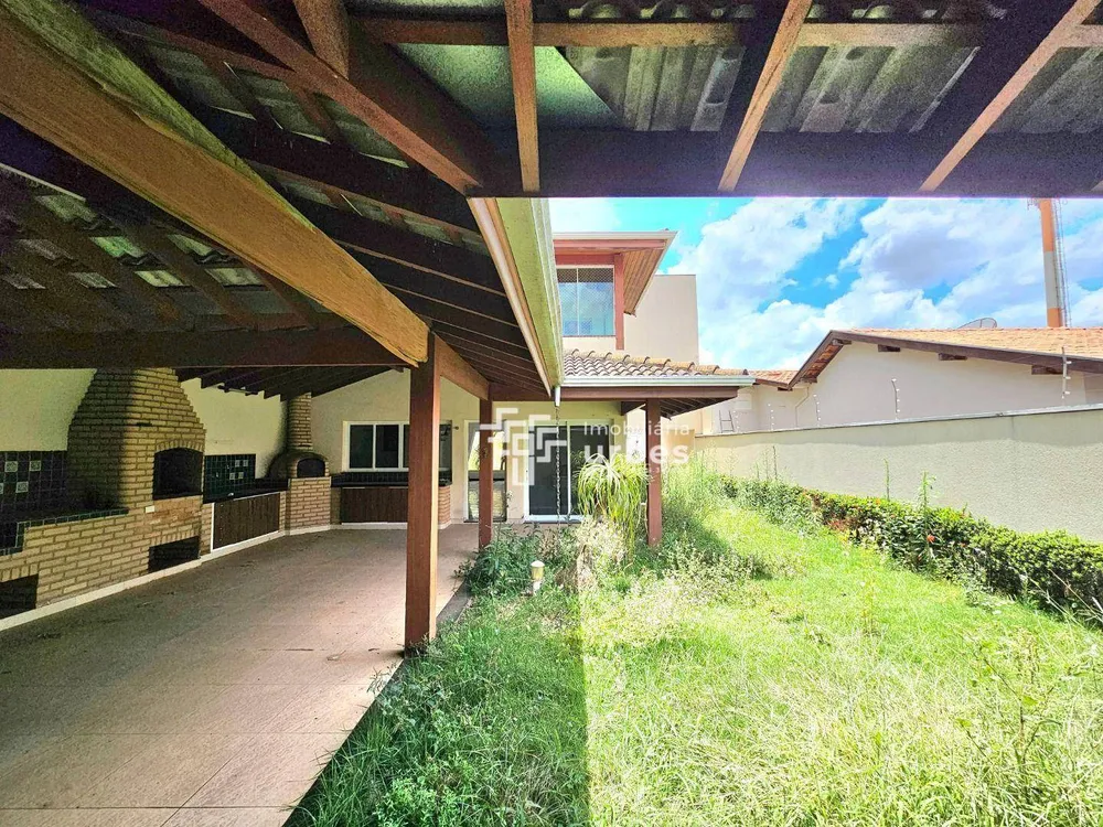 Casa, 3 quartos, 313 m² - Foto 4