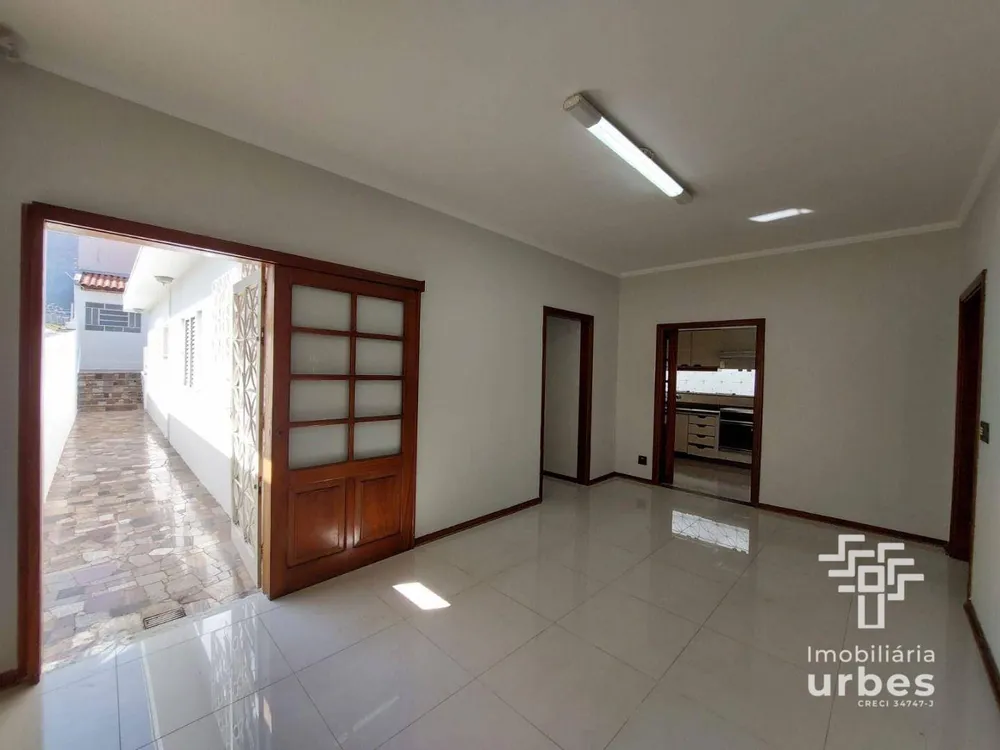 Casa, 3 quartos, 208 m² - Foto 9