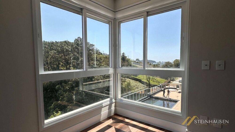 Apartamento, 3 quartos, 134 m² - Foto 1