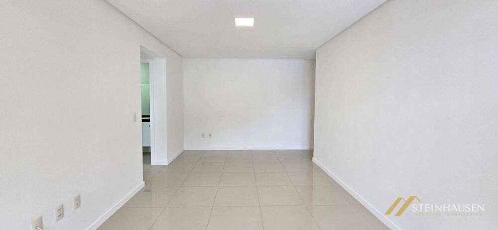 Apartamento para alugar com 2 quartos, 74m² - Foto 3