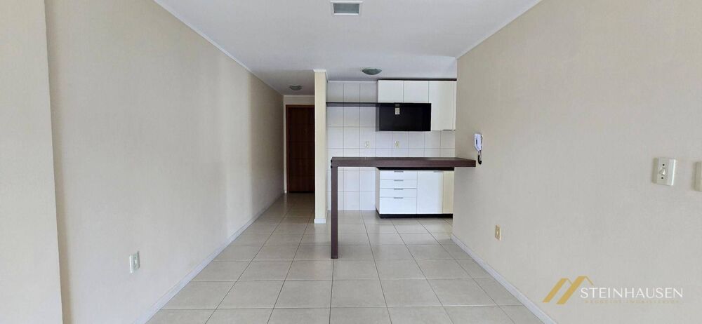Apartamento para alugar com 2 quartos, 73m² - Foto 1