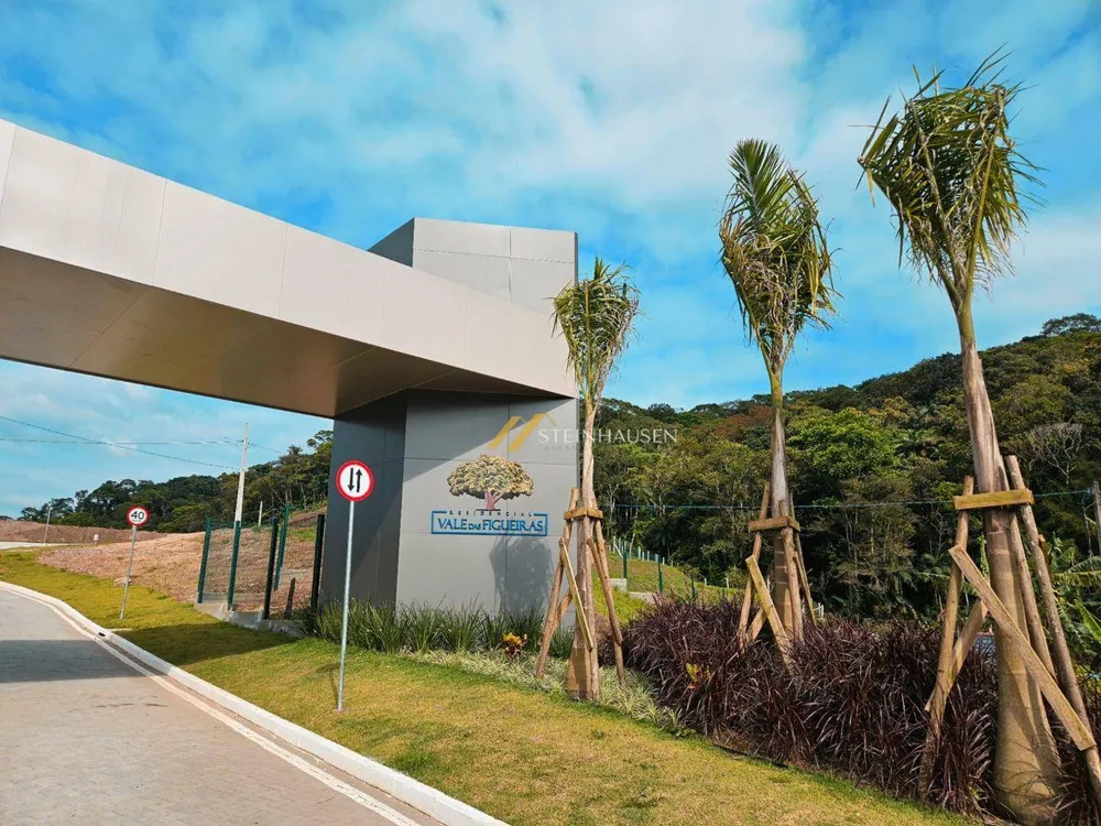 Loteamento e Condomínio, 360 m² - Foto 1