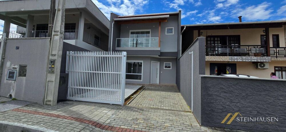 Sobrado à venda com 3 quartos, 107m² - Foto 1
