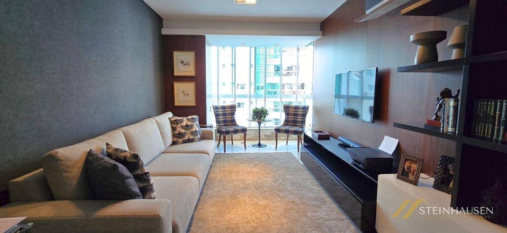 Apartamento, 3 quartos, 225 m² - Foto 2