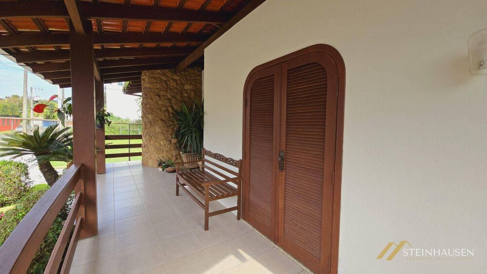 Casa à venda com 5 quartos, 3485m² - Foto 2