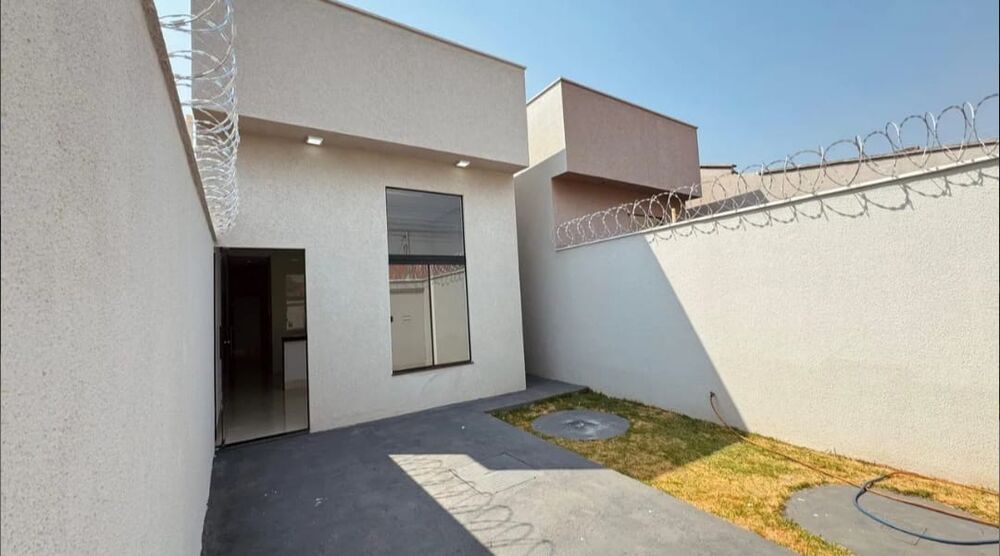 Casa à venda com 2 quartos, 67m² - Foto 8