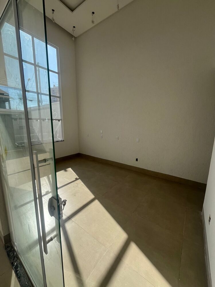 Casa à venda com 3 quartos, 180m² - Foto 13