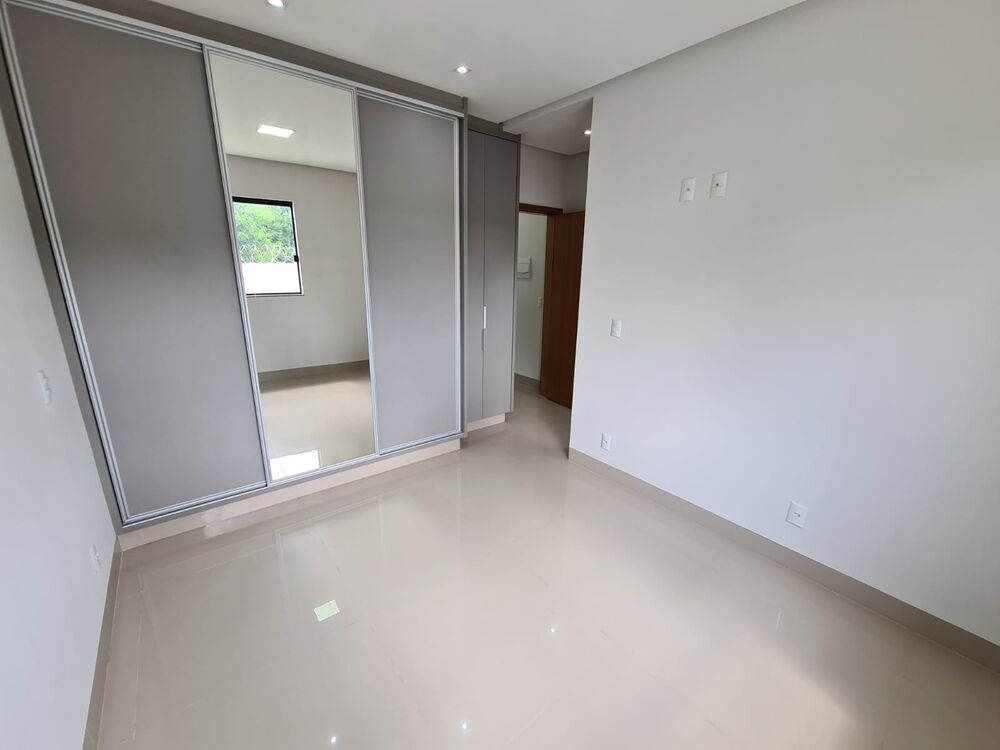 Casa à venda com 3 quartos, 279m² - Foto 15