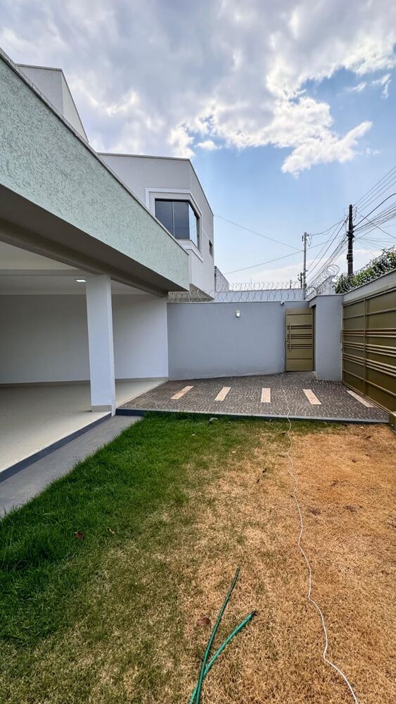 Casa à venda com 3 quartos, 198m² - Foto 5