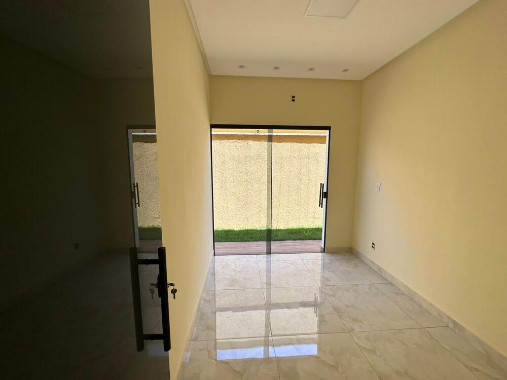 Casa à venda com 3 quartos, 180m² - Foto 4