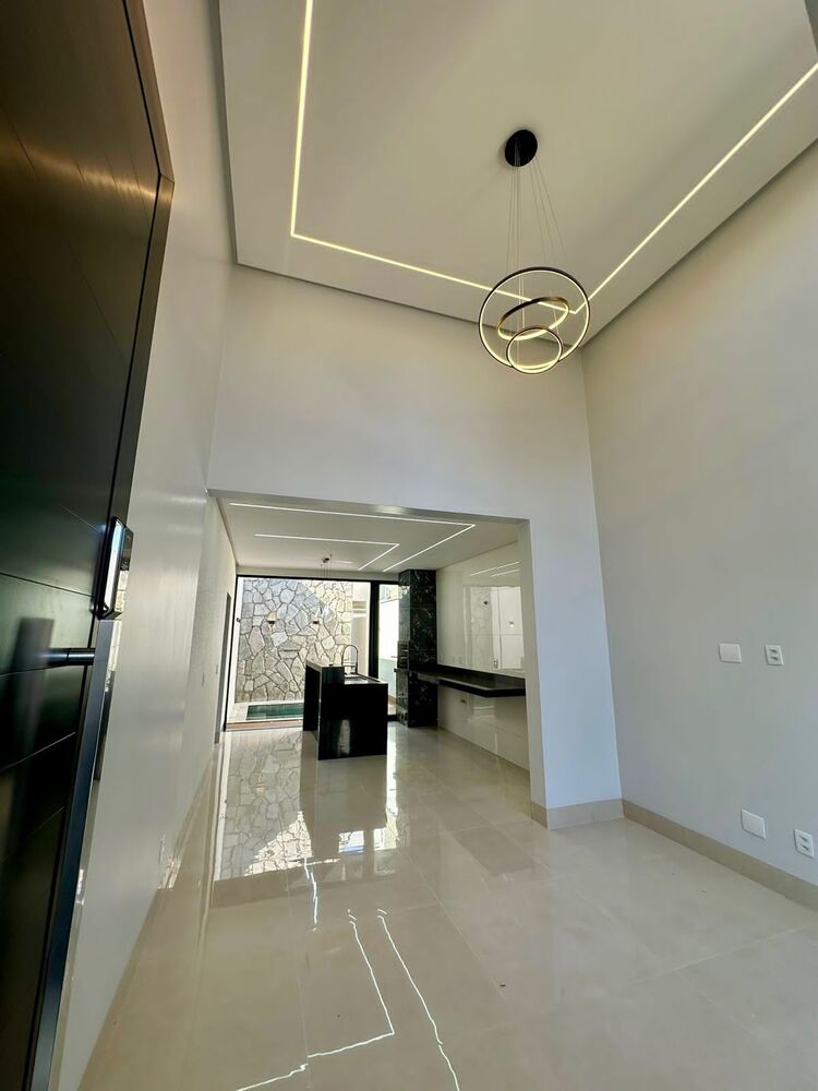 Casa, 3 quartos, 198 m² - Foto 1