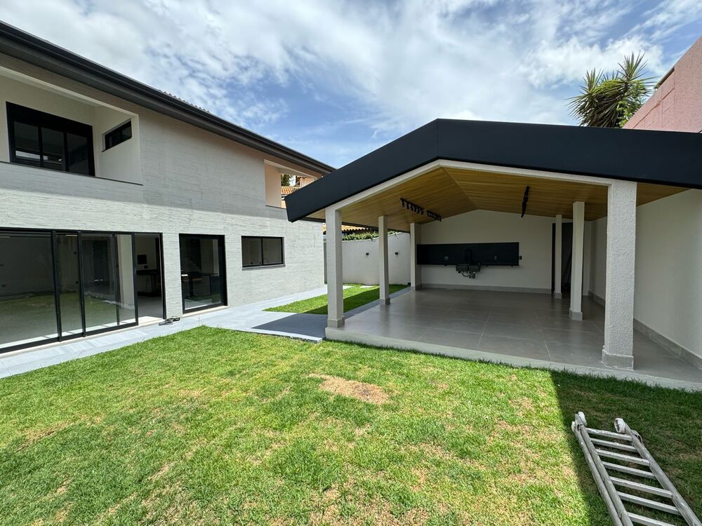 Casa de Condomínio à venda com 4 quartos, 360m² - Foto 9