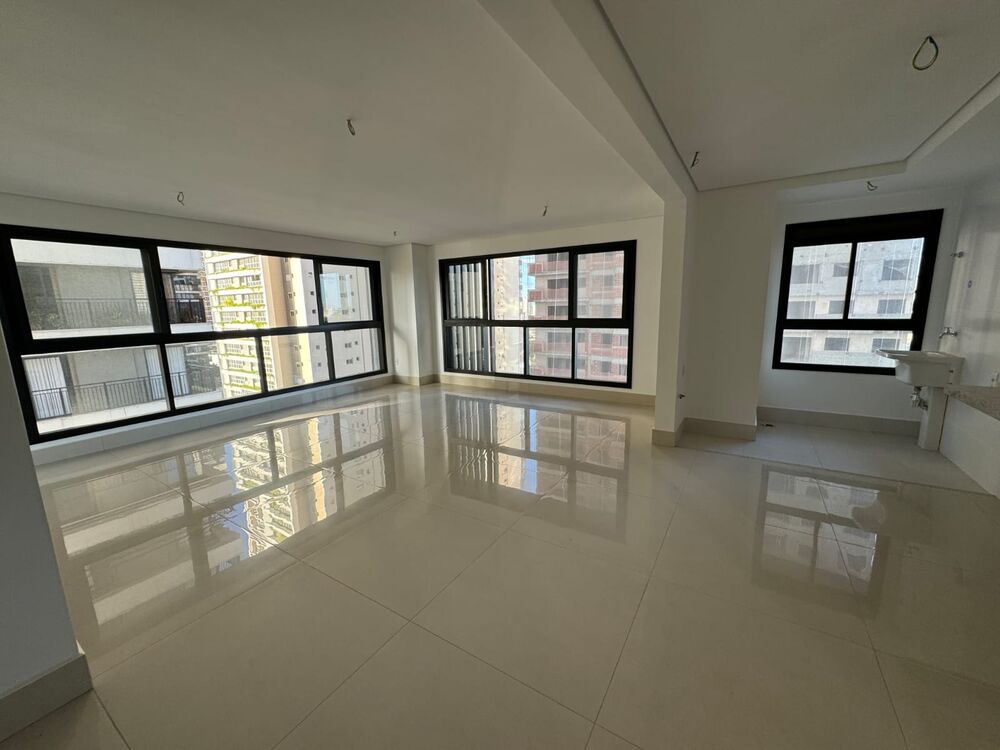 Apartamento à venda com 3 quartos, 121m² - Foto 12