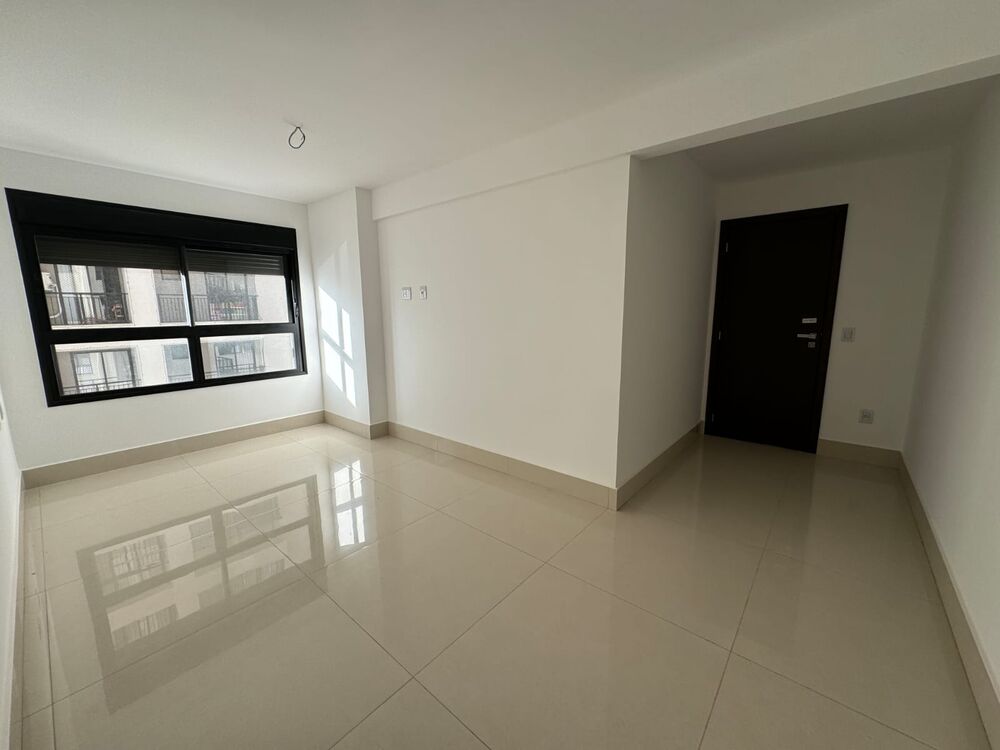 Apartamento à venda com 3 quartos, 121m² - Foto 1