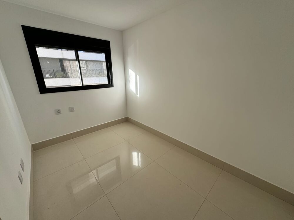 Apartamento à venda com 3 quartos, 121m² - Foto 10