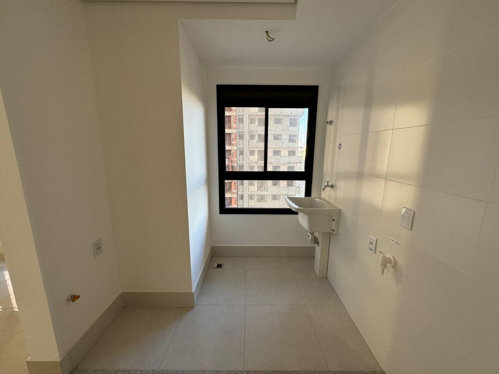 Apartamento à venda com 3 quartos, 121m² - Foto 25