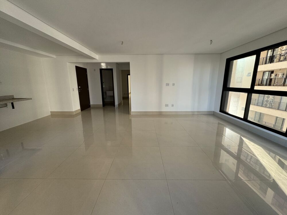 Apartamento à venda com 3 quartos, 121m² - Foto 13