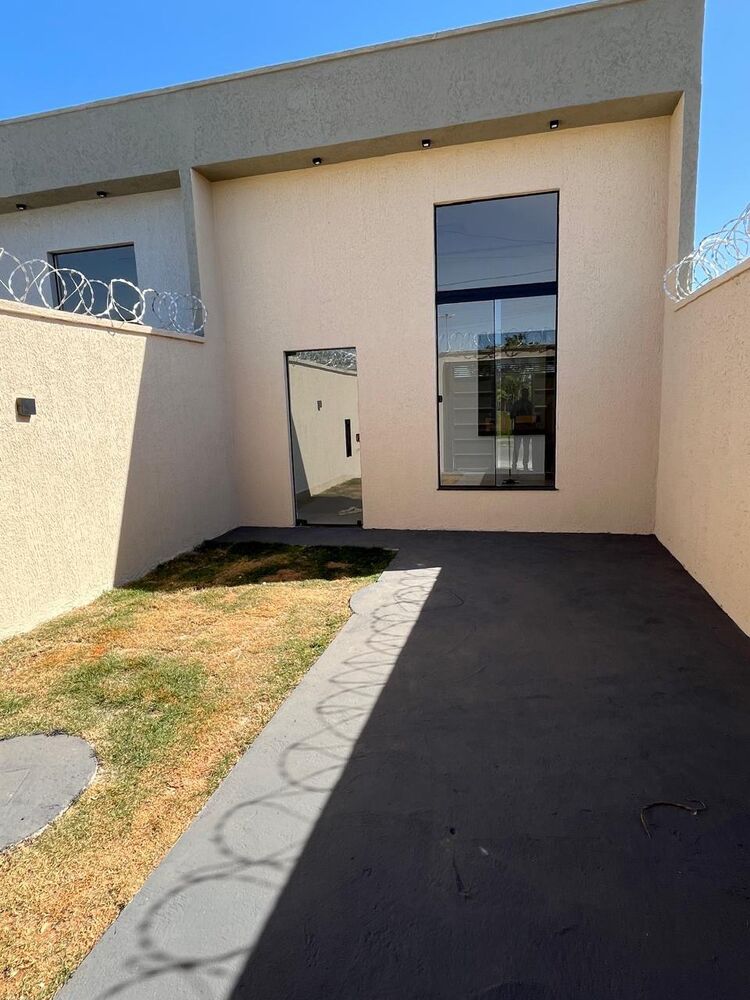 Casa à venda com 2 quartos, 65m² - Foto 9