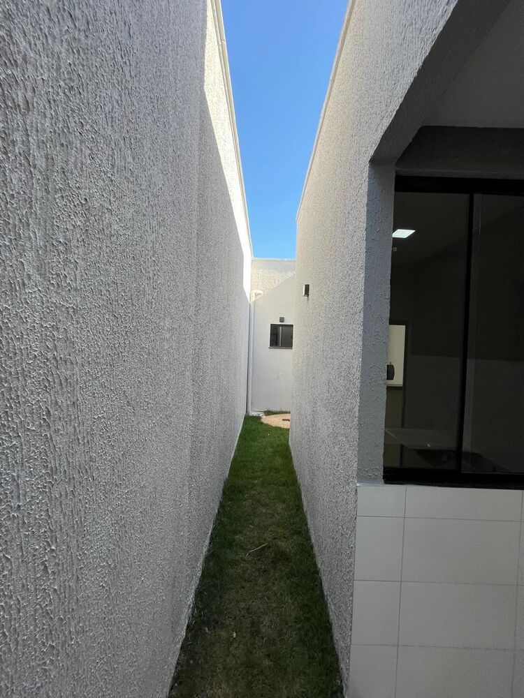 Casa à venda com 2 quartos, 65m² - Foto 3