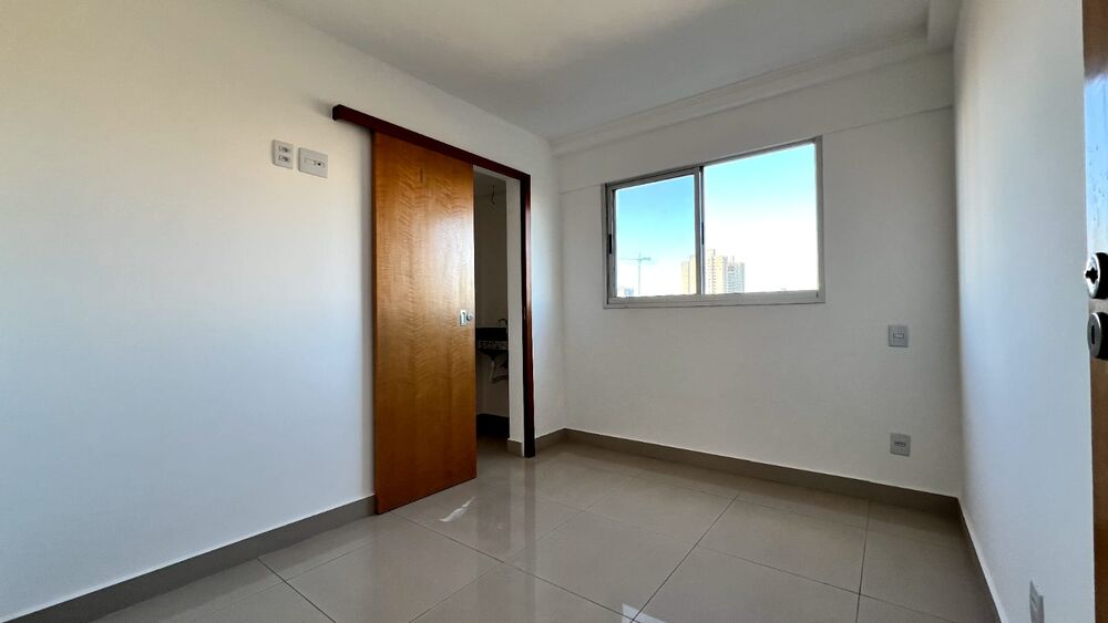 Apartamento à venda com 3 quartos, 75m² - Foto 17