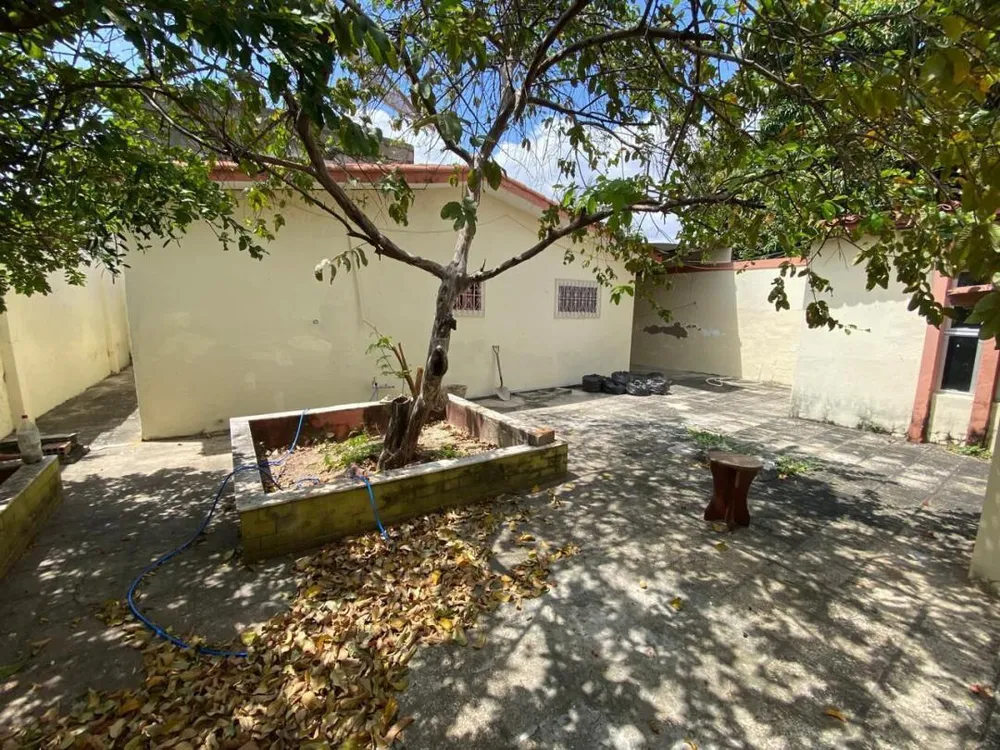 Casa, 3 quartos, 220 m² - Foto 1