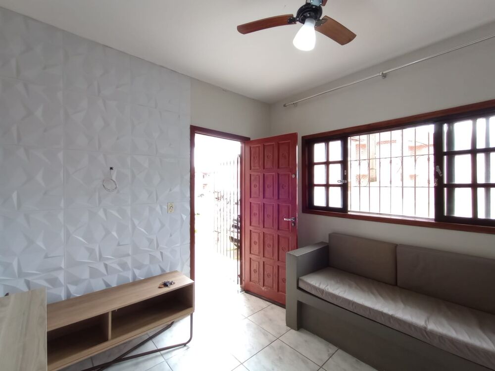 Casa, 2 quartos, 57 m² - Foto 1