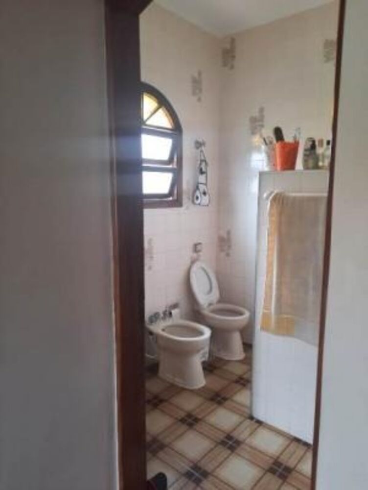 Casa, 3 quartos, 189 m² - Foto 1