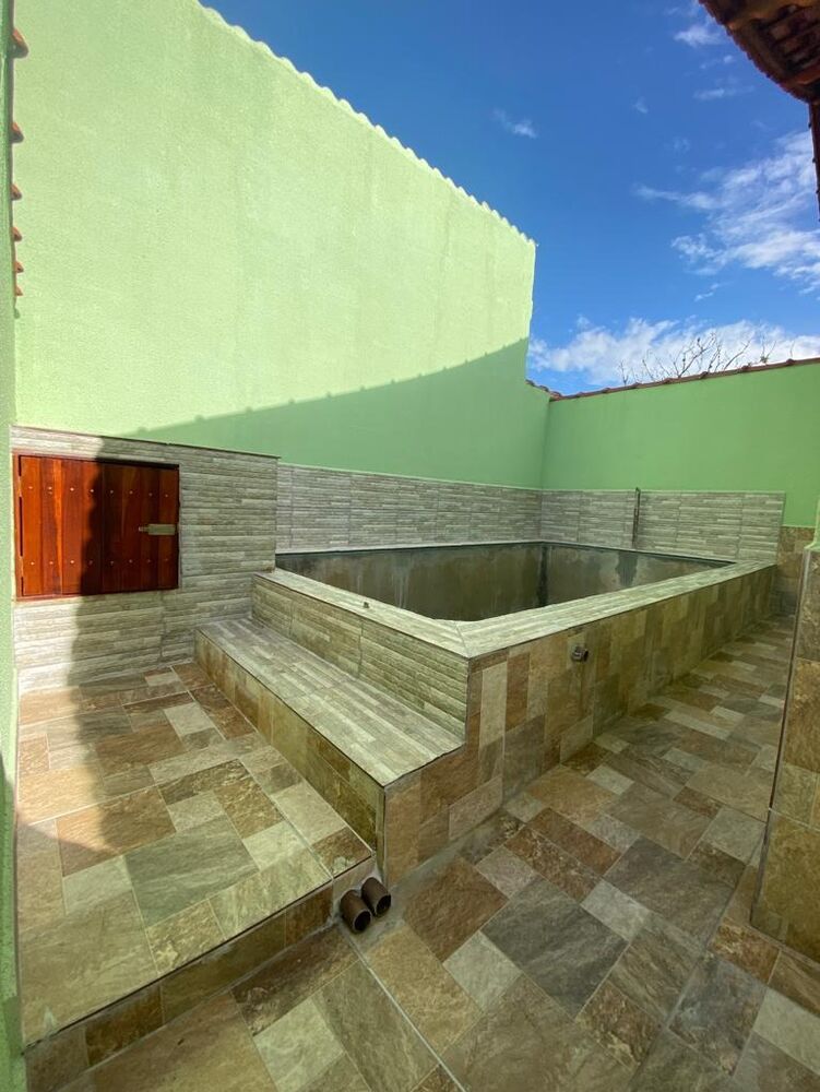 Casa, 2 quartos, 79 m² - Foto 1