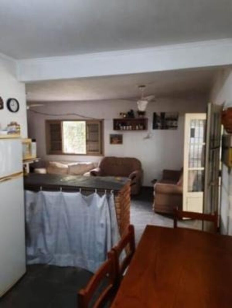 Casa à venda com 2 quartos, 600m² - Foto 3
