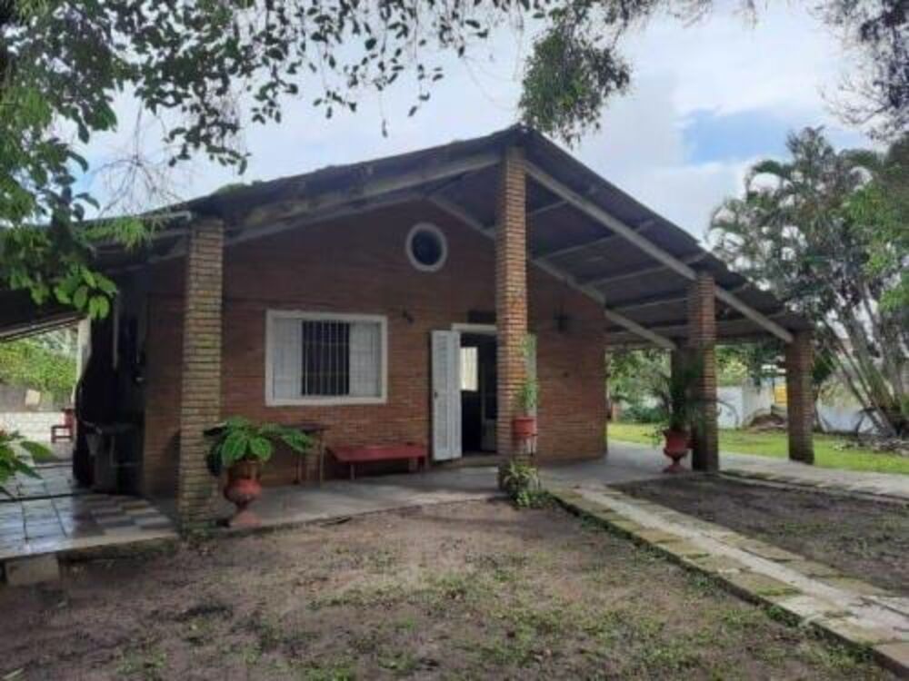 Casa à venda com 2 quartos, 600m² - Foto 2