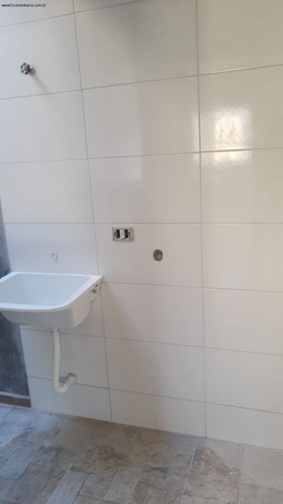 Casa à venda com 2 quartos, 150m² - Foto 5