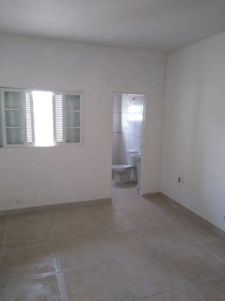 Casa à venda com 2 quartos, 250m² - Foto 19
