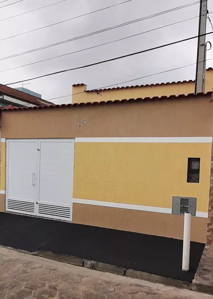 Casa à venda com 3 quartos, 120m² - Foto 2